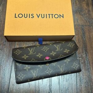 Louis Vuitton Emilie Wallet monogram